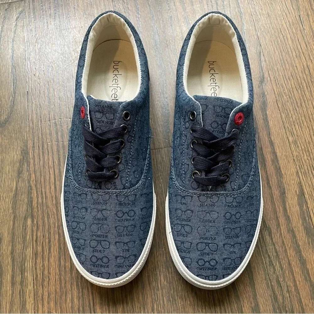Bucketfeet Beer Goggles Navy “ Glasses” Sneakers size 7